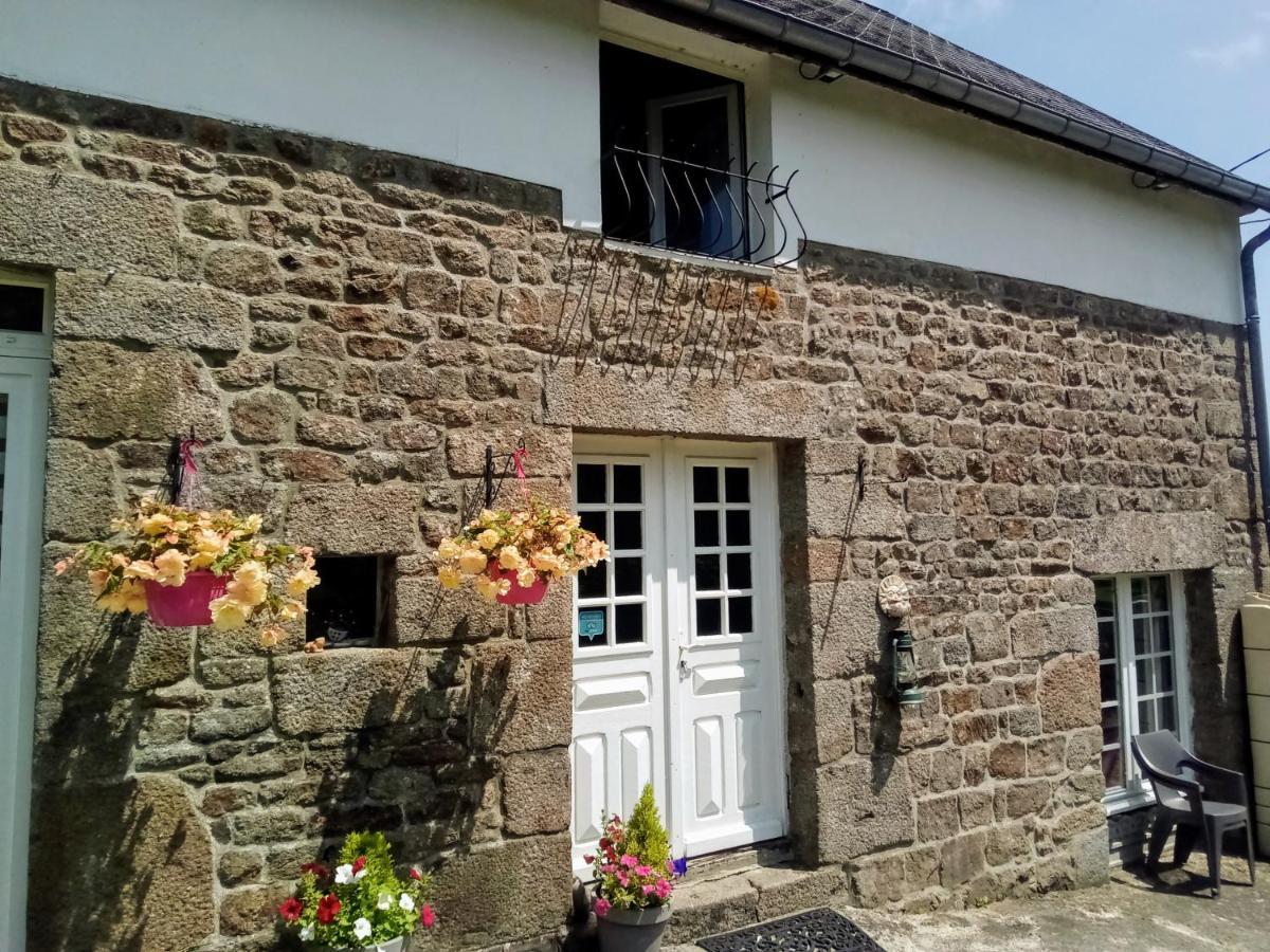 Gite L'Insiniere Saint-Martin-de-Chaulieu Exteriör bild